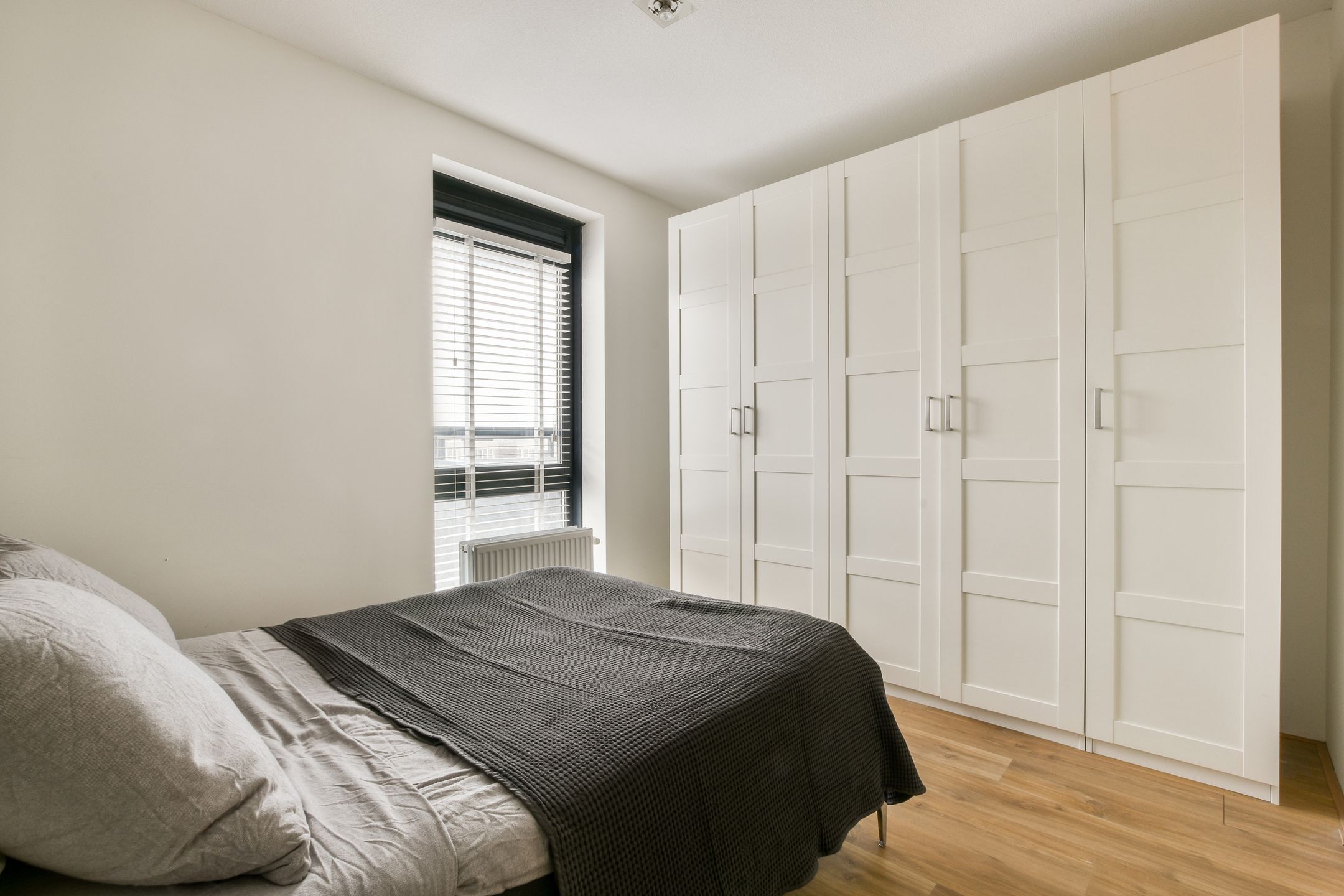 Foto 12 van Bezaanjachtplein 9