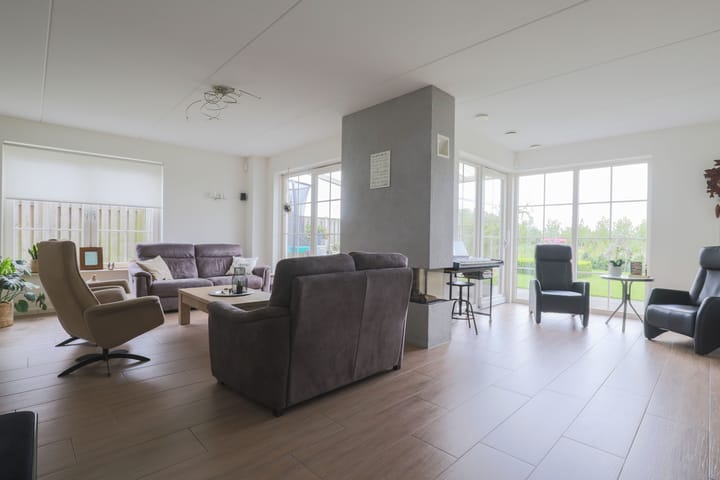 Foto 5 van Moerdamme 15