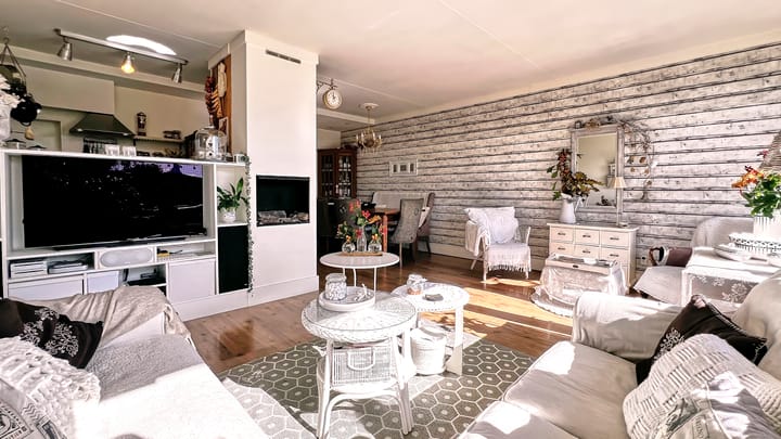 Foto 13 van Wetering 110