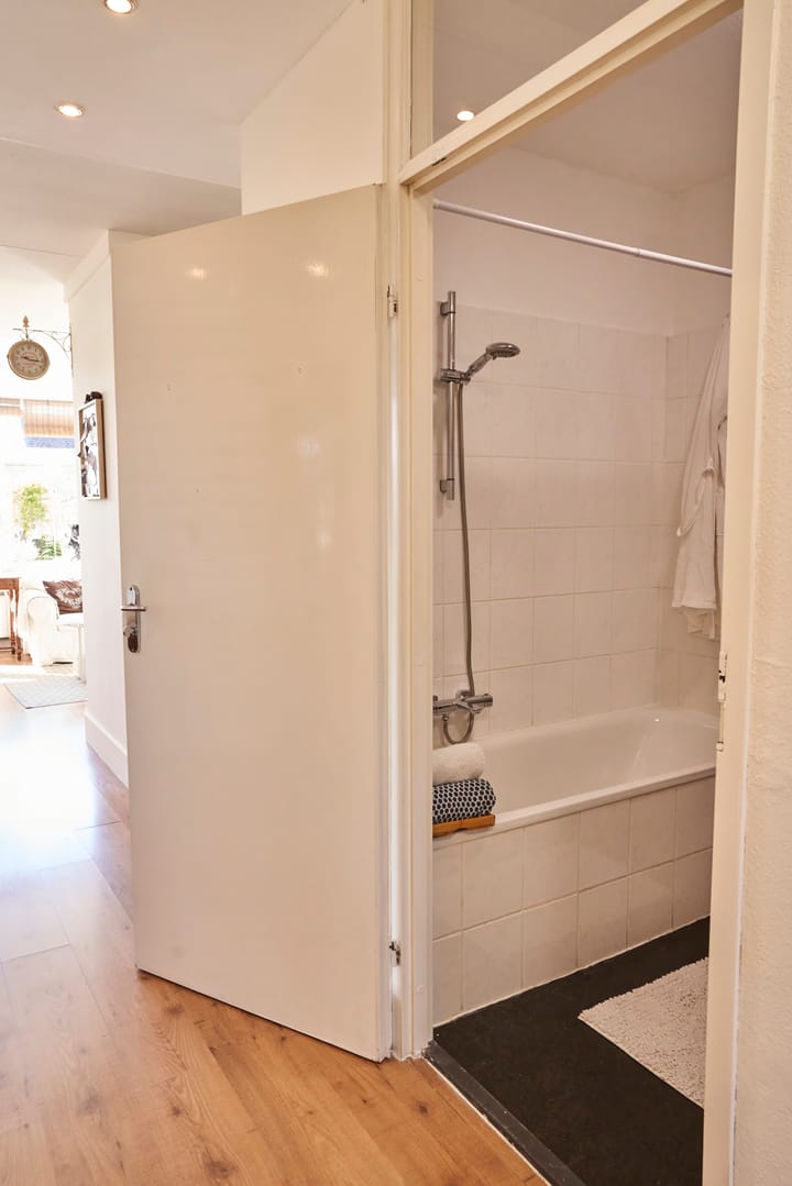 Foto 29 van Wetering 110