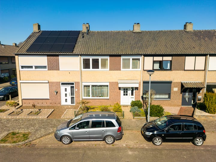 Foto 1 van Karel van Brimeustraat 6