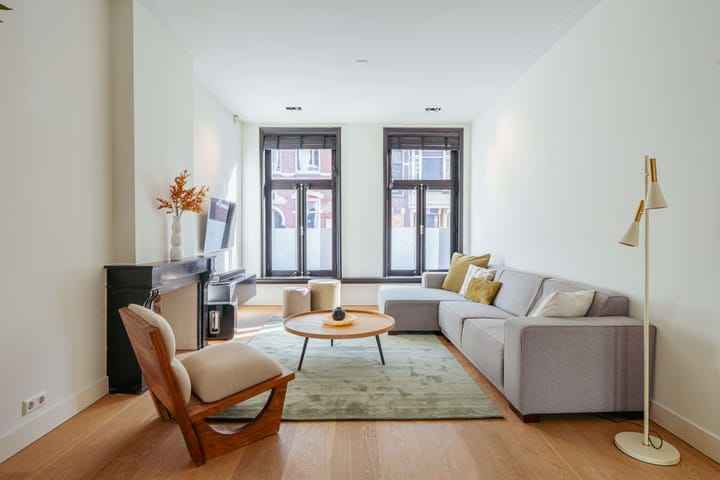 Foto 10 van Van Eeghenstraat 22-H