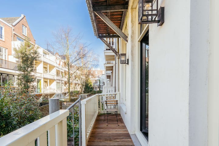 Foto 18 van Van Eeghenstraat 22-H