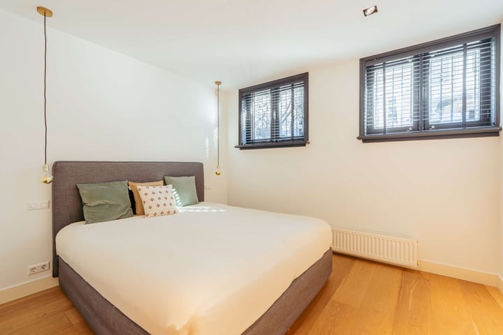 Foto 32 van Van Eeghenstraat 22-H