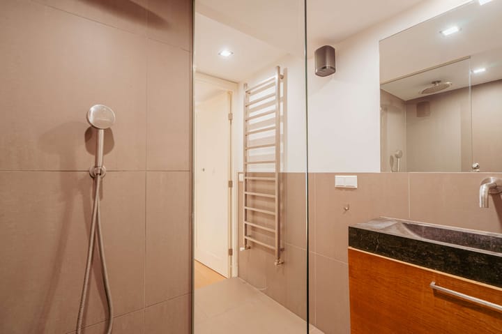 Foto 36 van Van Eeghenstraat 22-H