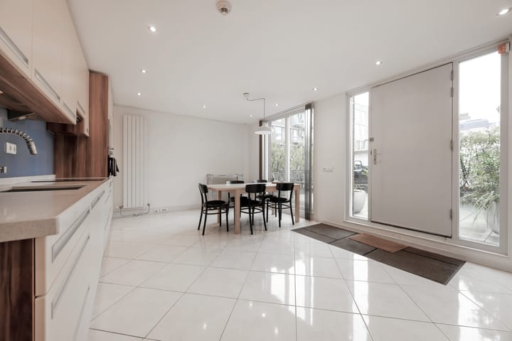 Photo 5 of Laan van Roos en Doorn 29-B