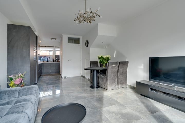 Foto 8 van Heliotroopstraat 15