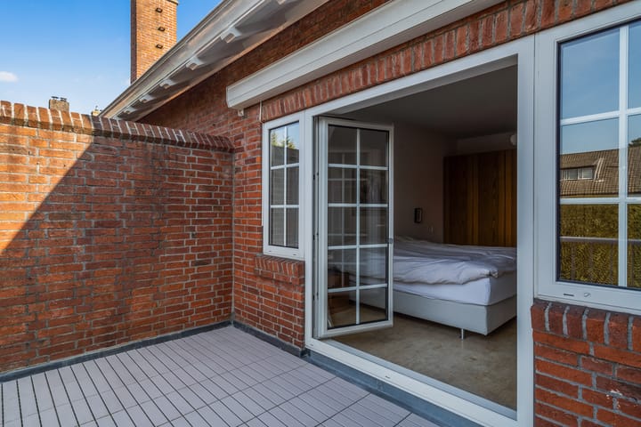 Foto 28 van Helmlaan 16