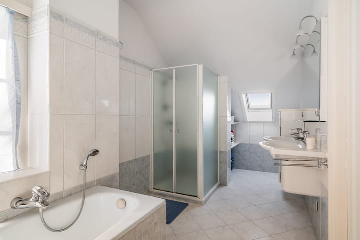 Foto 29 van Helmlaan 16