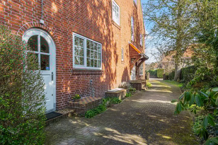 Foto 39 van Helmlaan 16