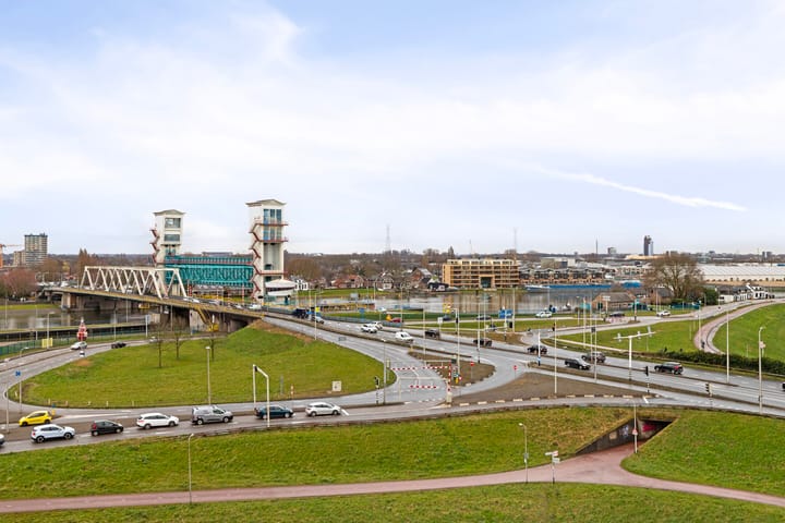 Foto 23 van Valeriusrondeel 25