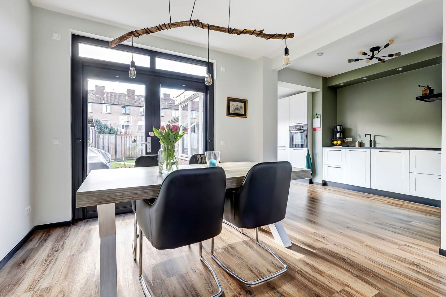 Foto 10 van Jan van Eechoudstraat 37