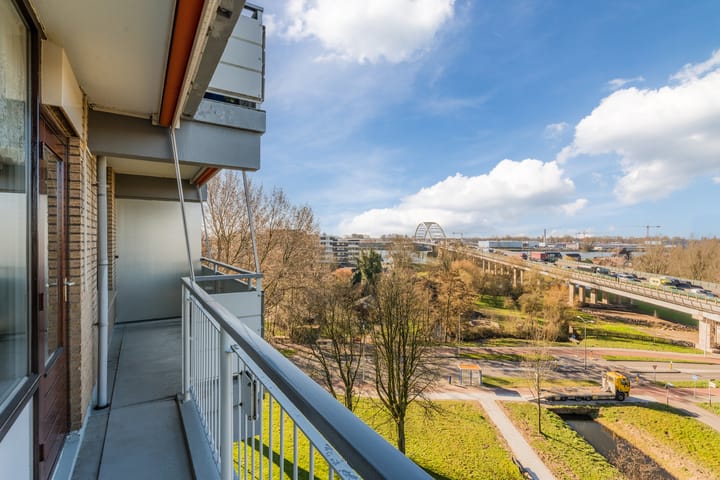 Foto 21 van Zernikelaan 700