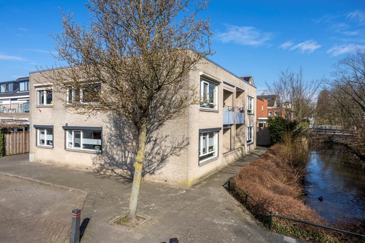 Photo 1 of Burgemeester Hendrixstraat 97