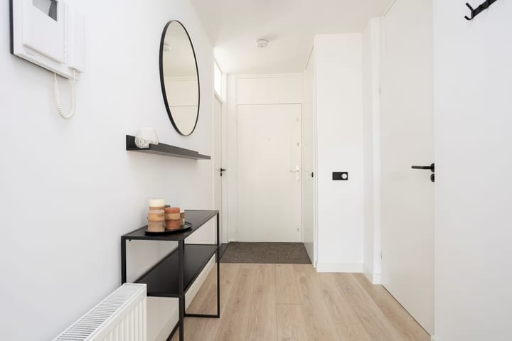 Photo 8 of Burgemeester Hendrixstraat 97