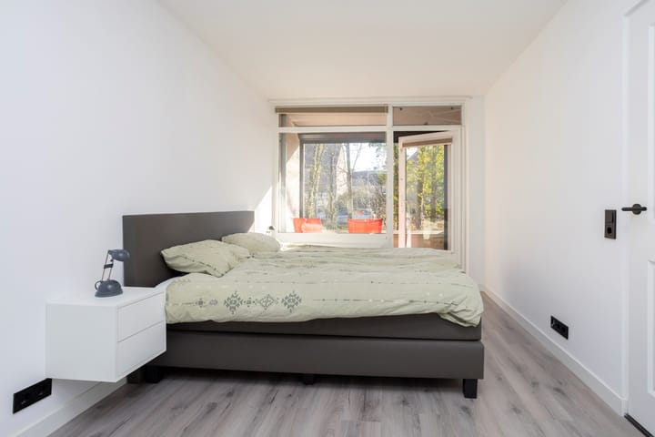 Photo 23 of Burgemeester Hendrixstraat 97