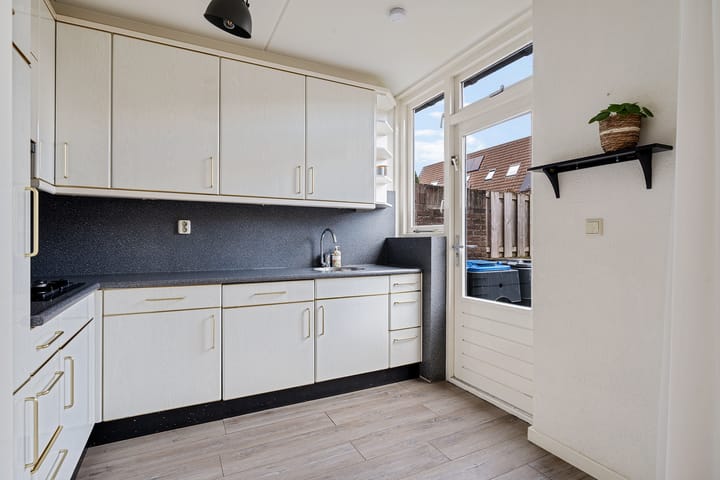 Photo 15 of Broeklaan 13