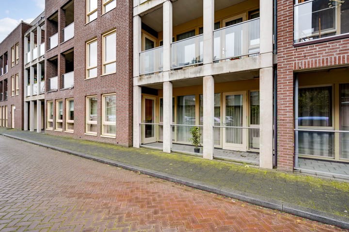 Foto 4 van Dokter Molplein 2