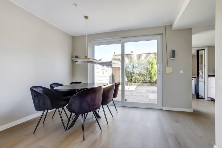 Foto 10 van Molenlaan 31