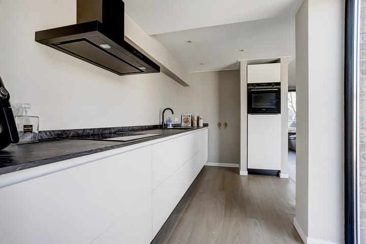 Foto 15 van Molenlaan 31