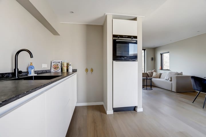 Foto 16 van Molenlaan 31