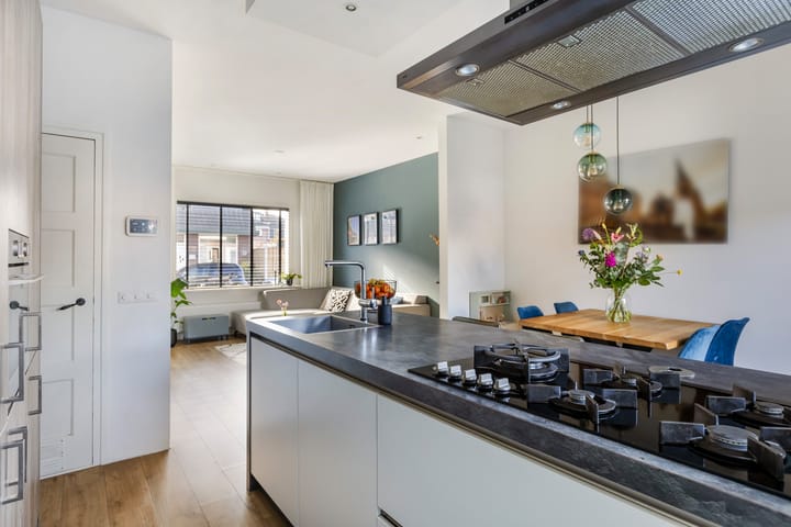 Foto 18 van Weteringstraat 70