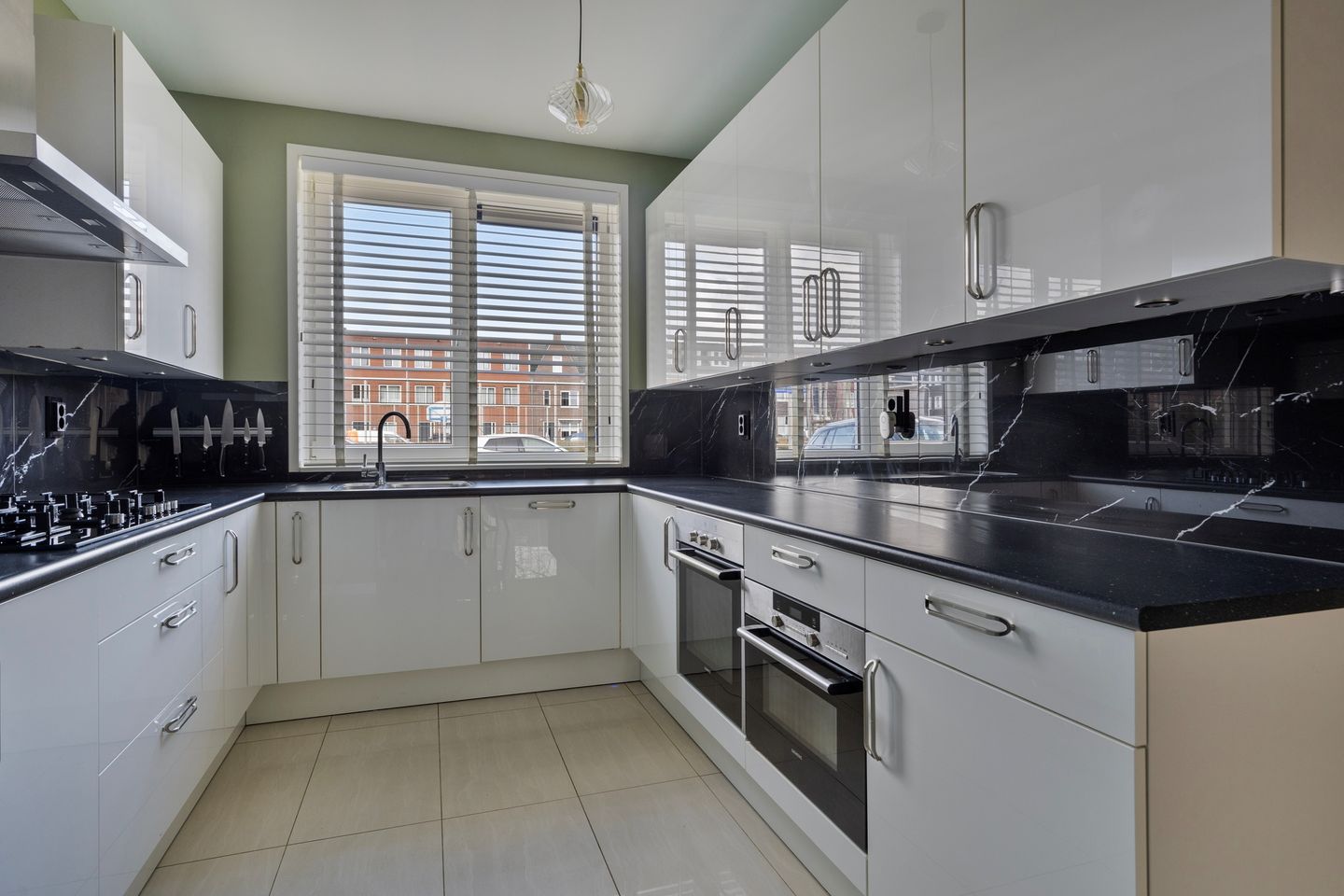 Foto 5 van Arend Vijfvinkelplein 38