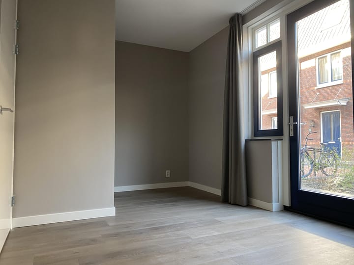 Photo 18 of Bloemistenlaan 58