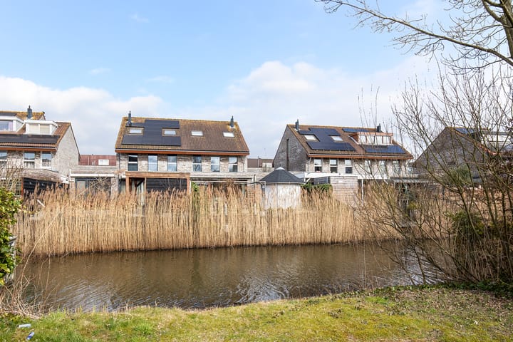 Foto 42 van Brandaris 64