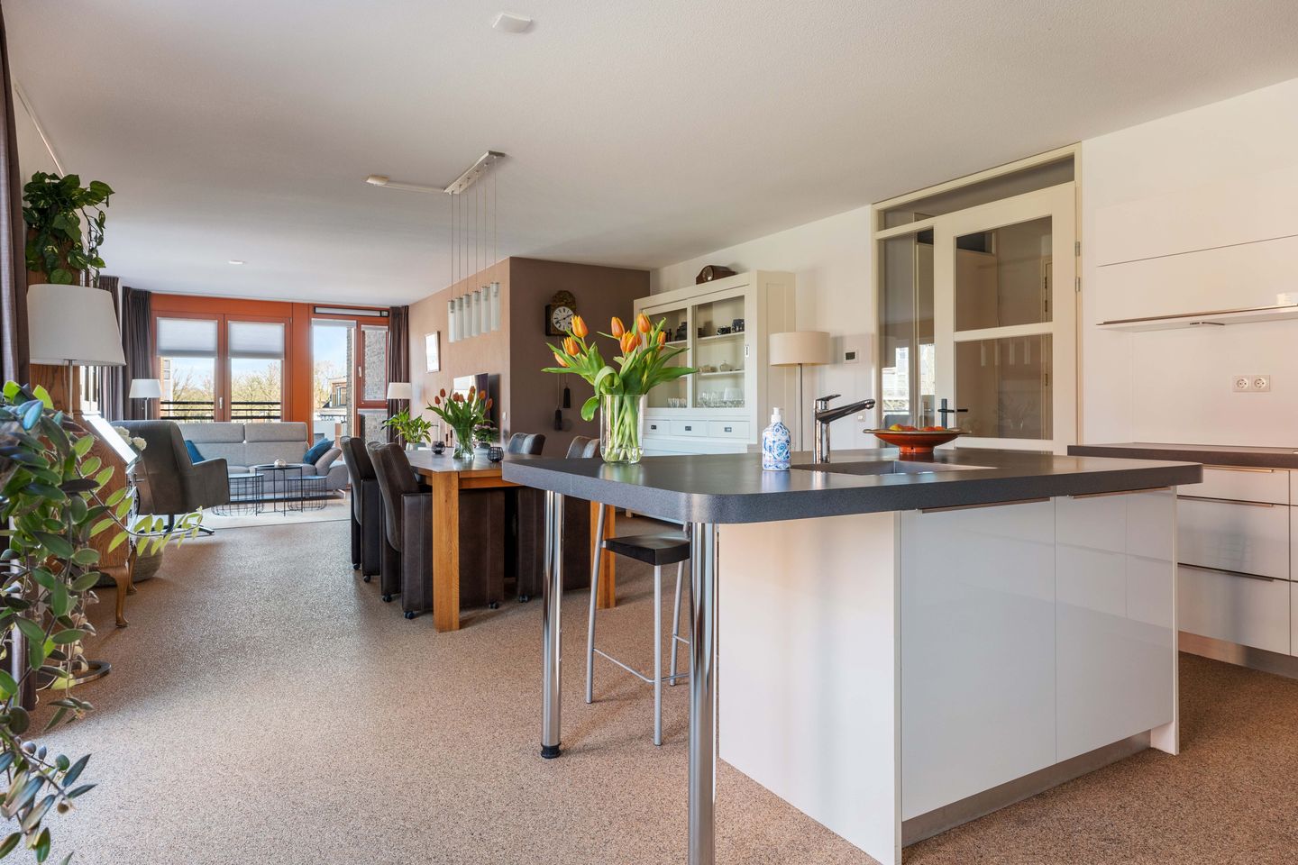 Photo 19 of de Trog 68