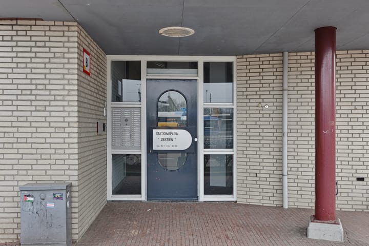 Foto 17 van Stationsplein 16-40