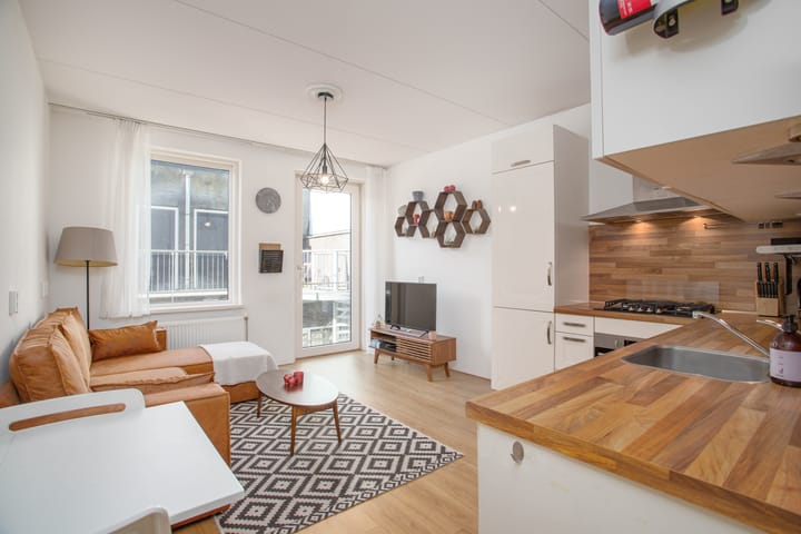 Photo 1 of Berlagestraat 40