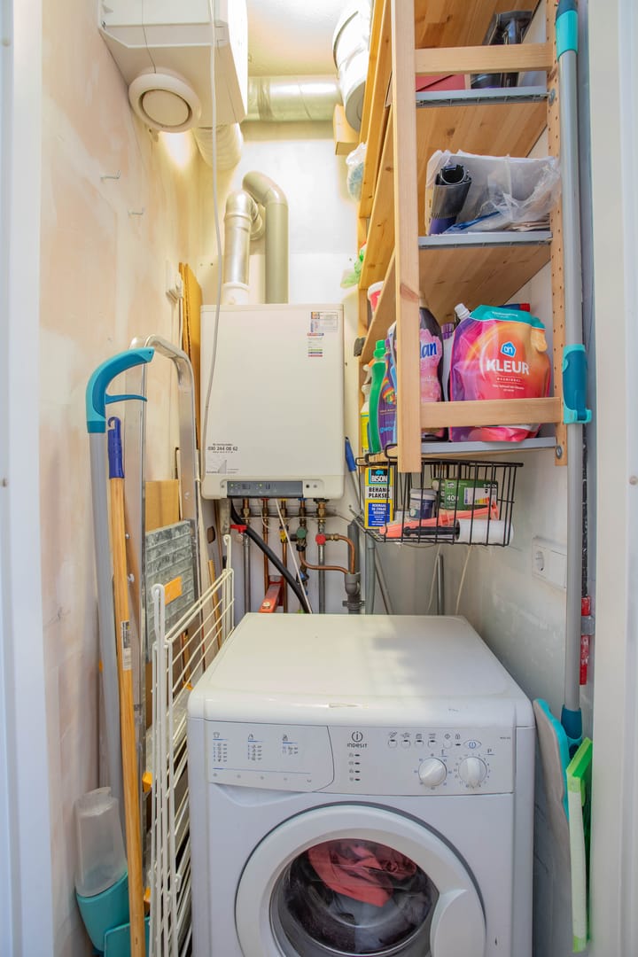 Photo 17 of Berlagestraat 40