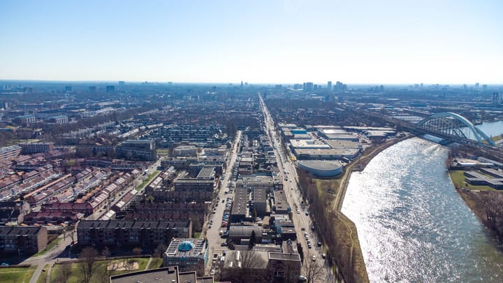 Photo 23 of Berlagestraat 40