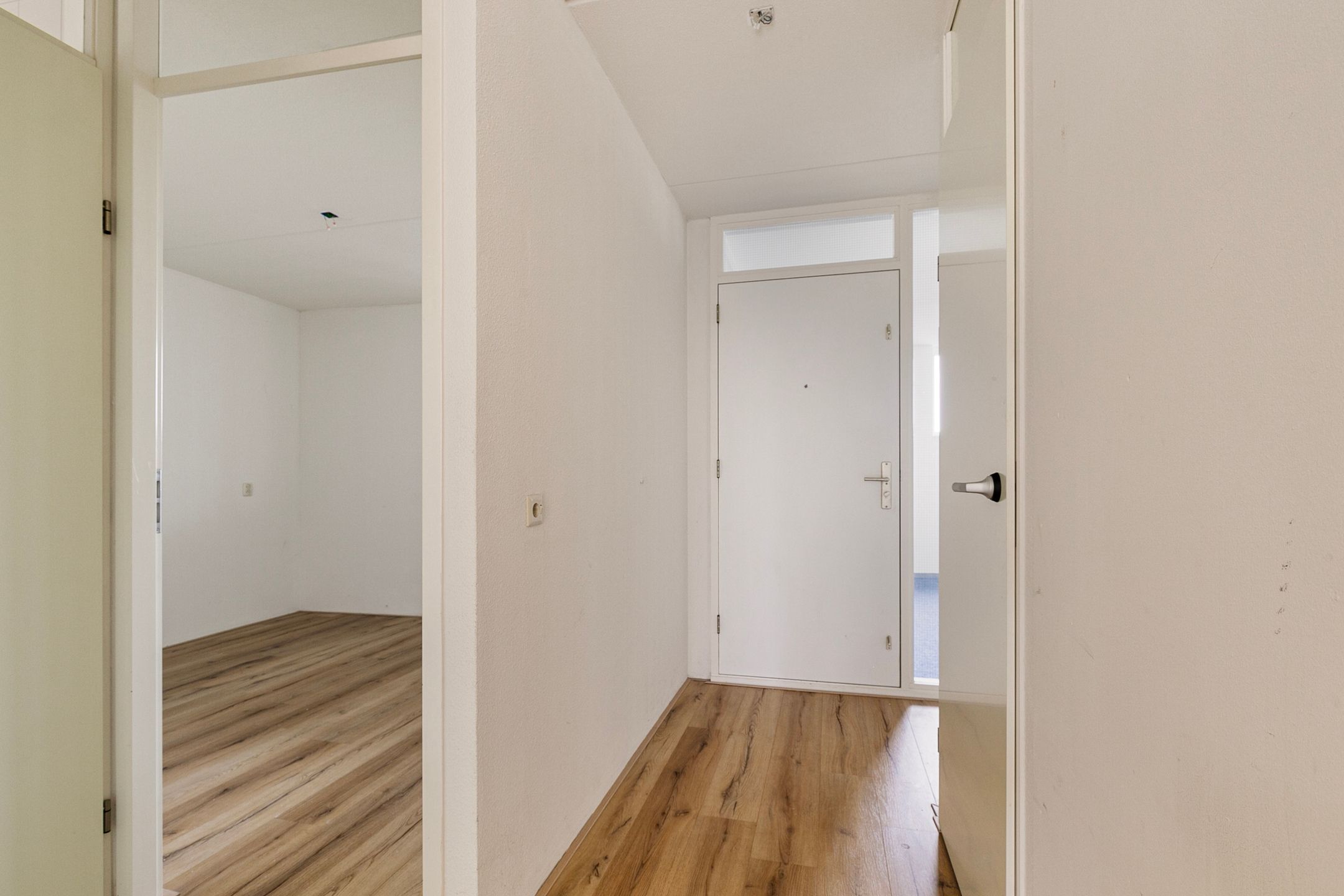 Photo 6 of Curiestraat 143