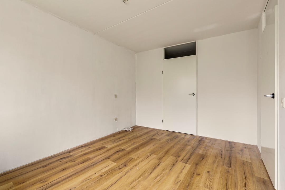 Photo 11 of Curiestraat 143