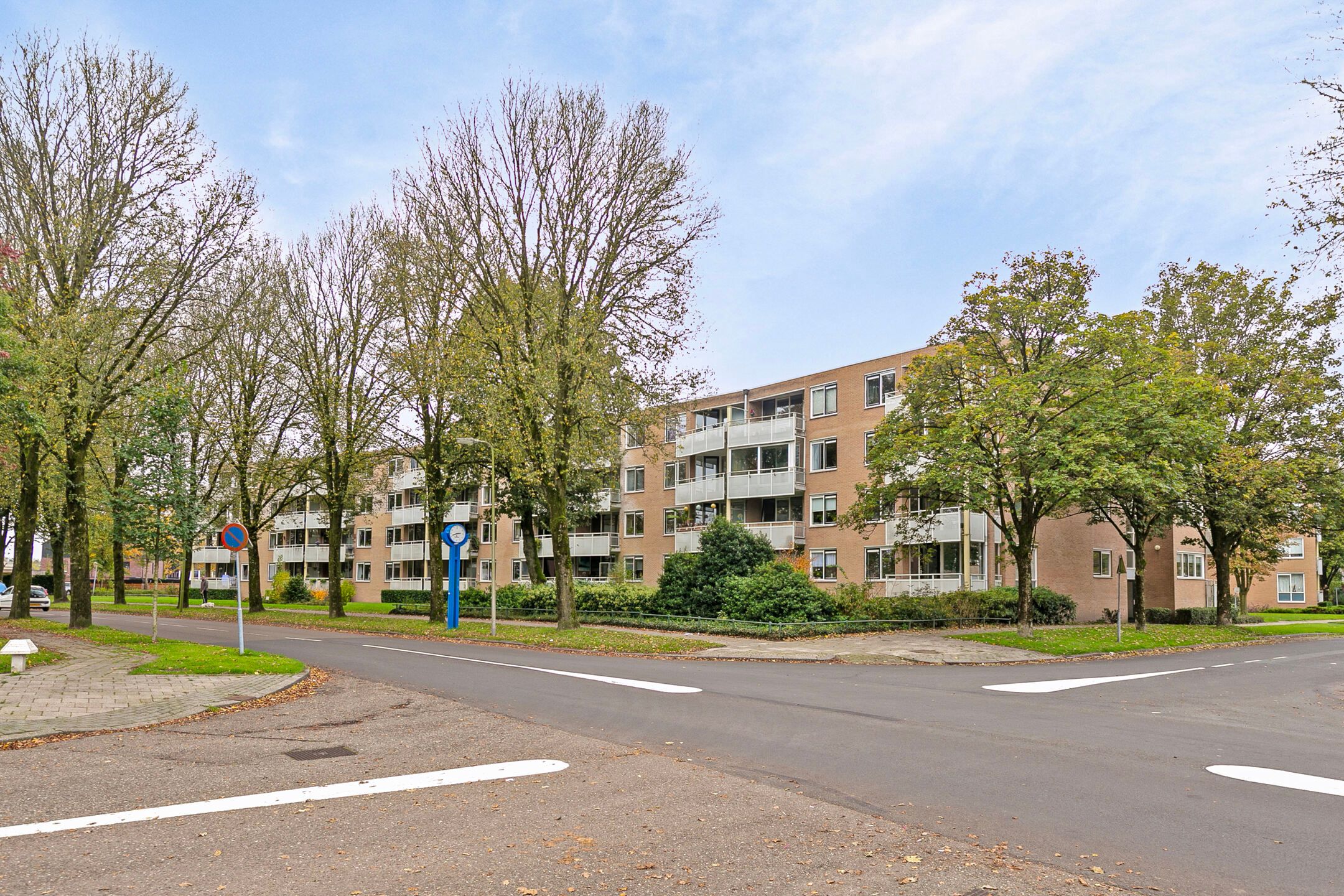 Photo 27 of Curiestraat 143