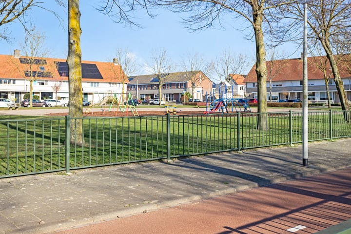 Foto 44 van Visdief 14