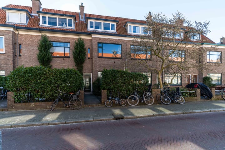 Foto 26 van Roelofsstraat 107