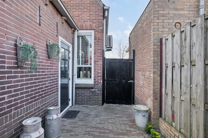 Foto 28 van Parallelweg 10