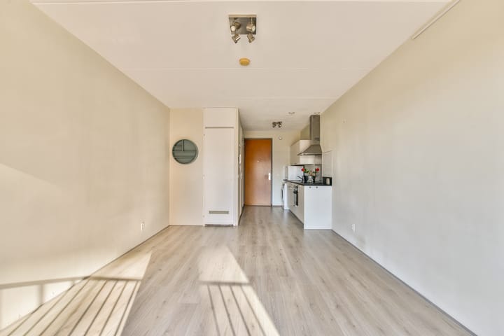 Photo 4 of Welnastraat 83