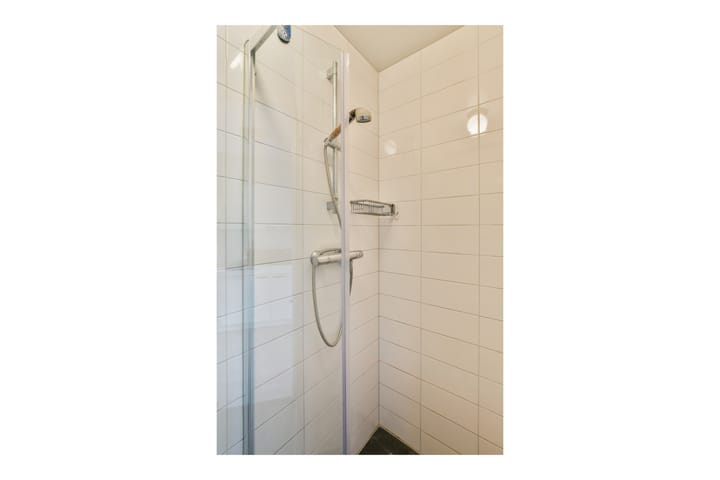 Photo 10 of Welnastraat 83