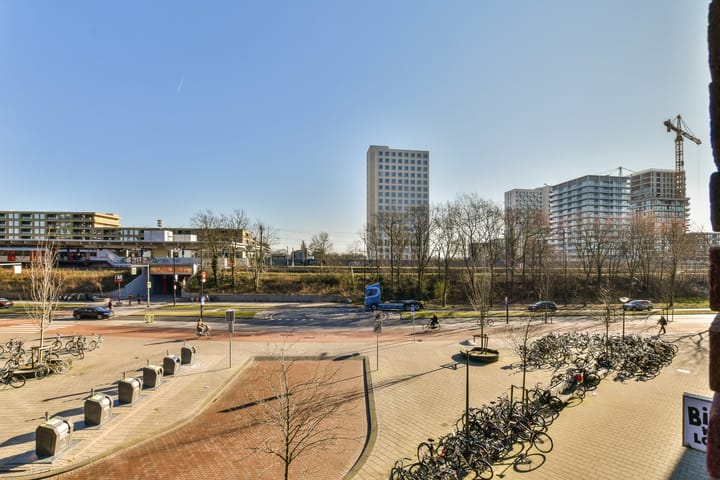 Photo 16 of Welnastraat 83