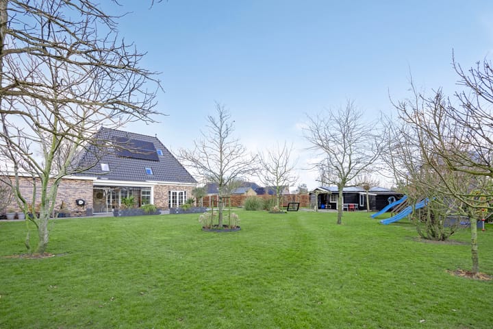 Photo 68 of Wijzend 49-A