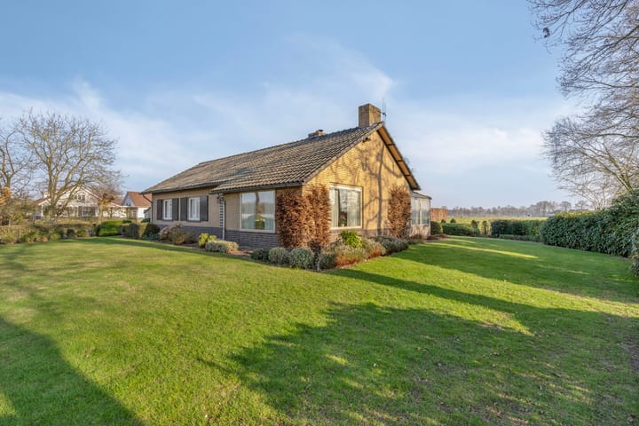 Photo 2 of Verreheide 44