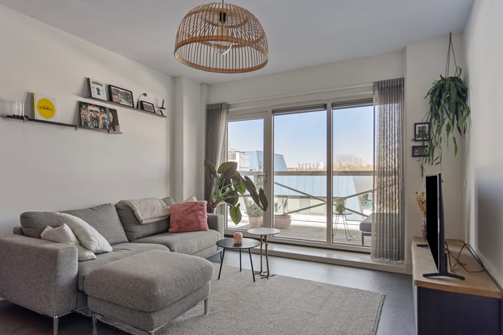 Photo 2 of Govert Flinckstraat 19-C