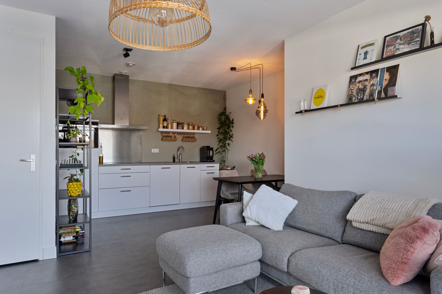 Photo 4 of Govert Flinckstraat 19-C