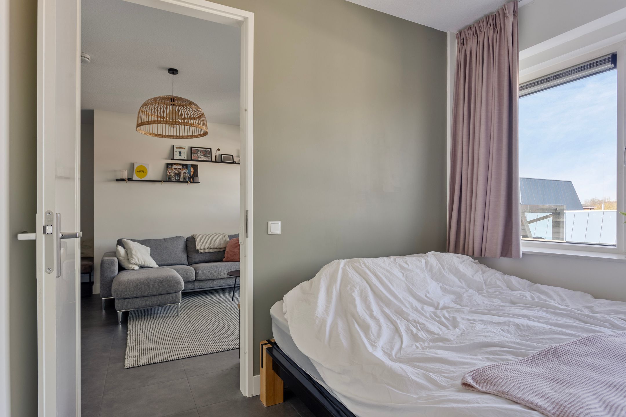 Photo 12 of Govert Flinckstraat 19-C