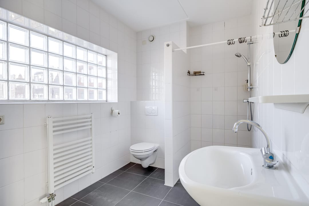 Foto 26 van Laaxumstraat 11