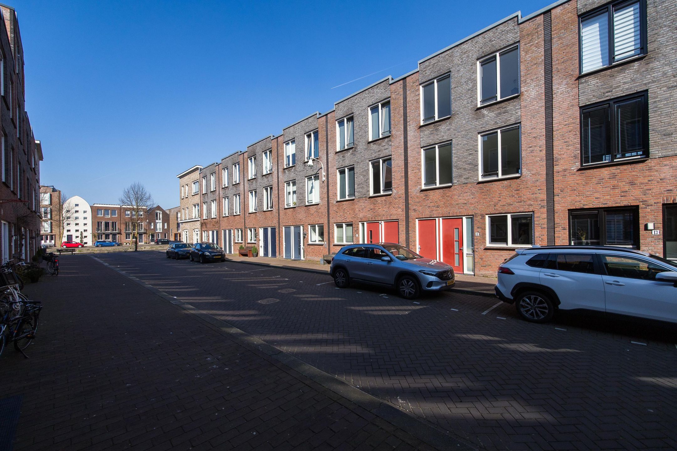 Foto 39 van Laaxumstraat 11